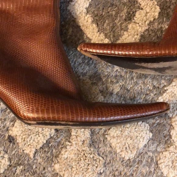D&G Tall Brown Leather heeled boots - Picture 5 of 10